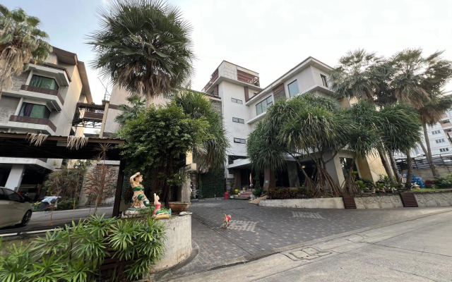 Eurna Resort