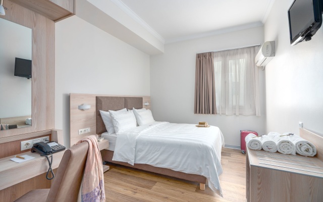 Double room (full double bed) (bed type is subject to availability)
