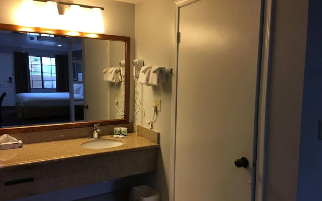 Comfort Inn