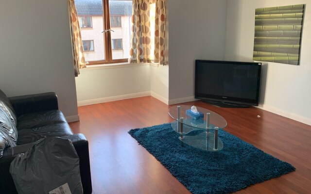 Peaceful 2-bed Apartment in Aberdeen Free Parking