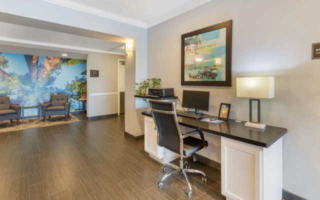 Отель Best Western Visalia