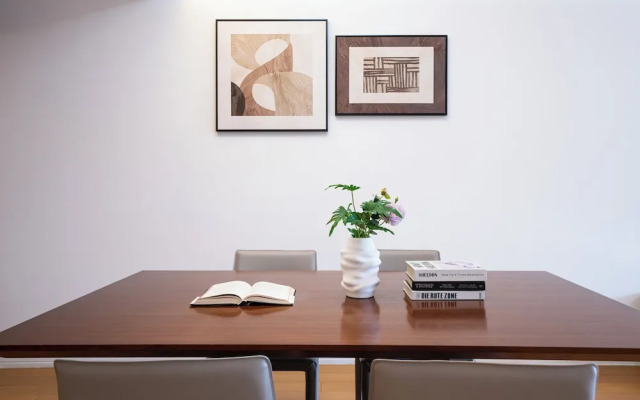 Tyms Modern 2BR 1BA Suite Xujiahui Malls