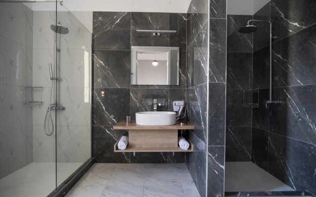 Plaka Arch Suites