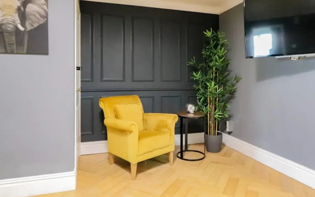 Hughes Contemporary Home in Barnstaple