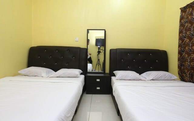 Raz Hotel by OYO Rooms