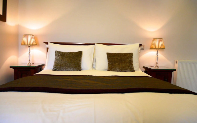 Redstone Guest House