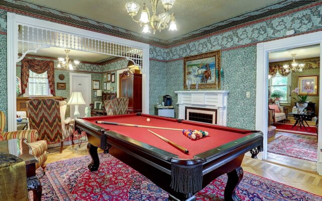 Fairlawn Inn