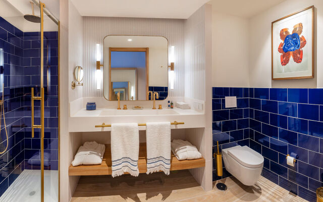 H10 Porto Poniente Hotel