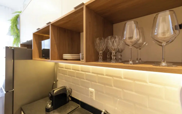 Ape C AR piscina e academia prox Allianz