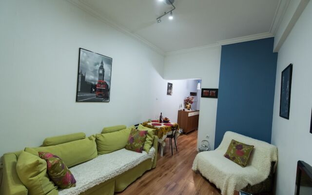 Athinian Apartment Veikou