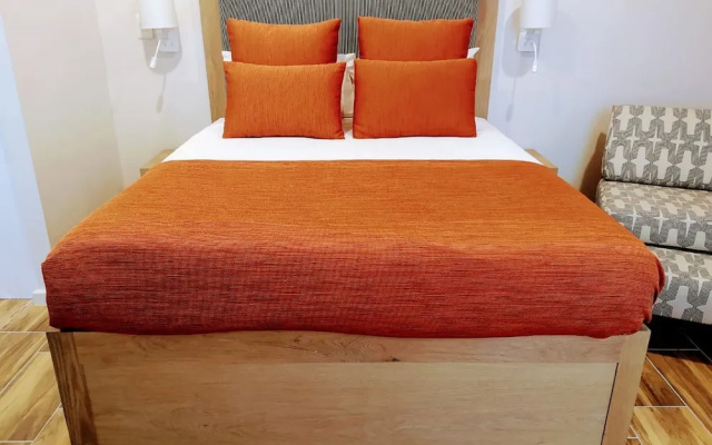 Urban Oasis ApartHotel