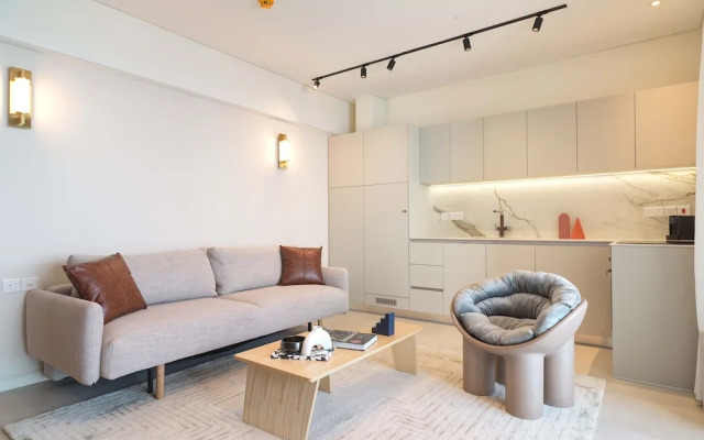 LIV Mackenzie Beach Suites