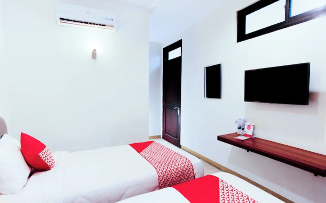 Hotel O Genteng Near Genteng Market Formerly Uno Hotel