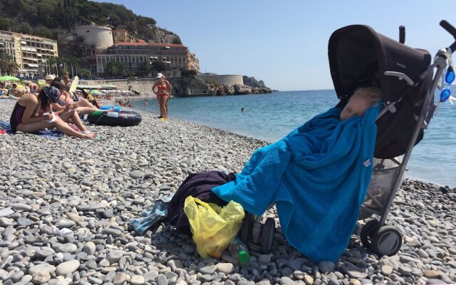 Stay in the heart of Nice