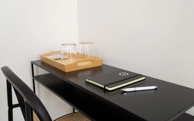 Lapa Diplomatic Suite&Flat by FeelLisboa