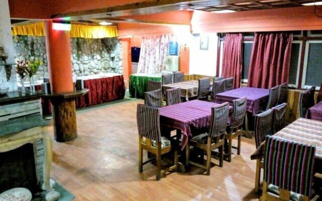 Hotel Phamrong Retreat