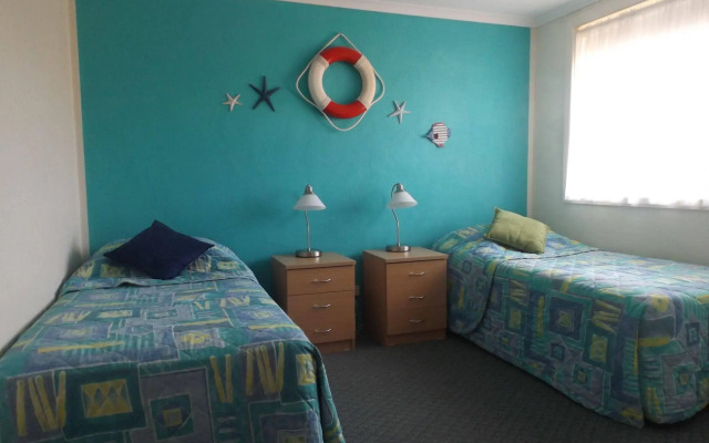 Surfside Holiday Apartments