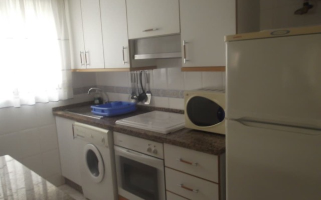 Alicante 100665 1 Bedroom Apartment by Mo Rentals