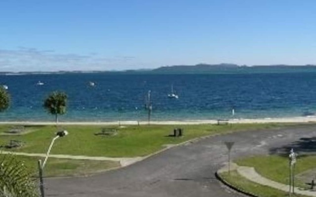 Florentine, Unit 11/11 Columbia Close