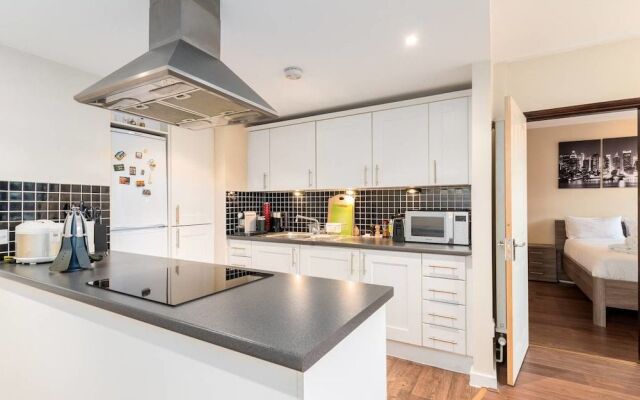 Beautiful Modern 2 bed Apartment