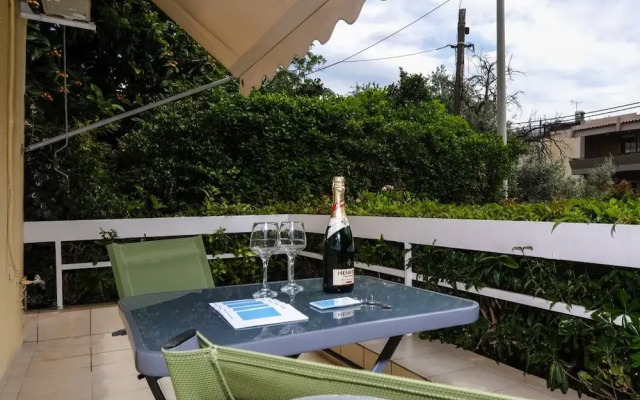 40m² homm Glyfada Apartment, Tataki street