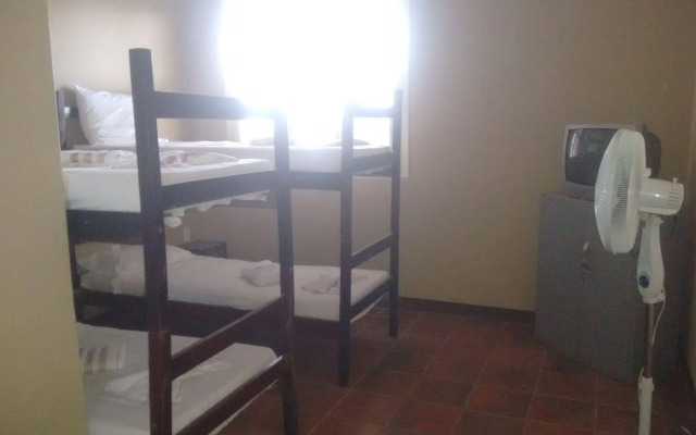 Hotel Iparana Paradise
