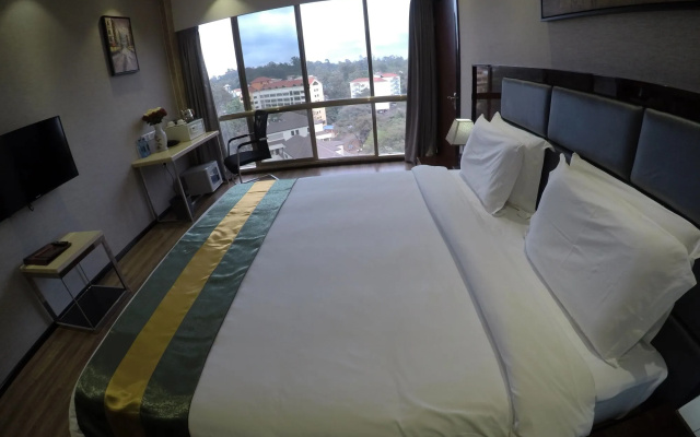 Swiss Lenana Mount Hotel