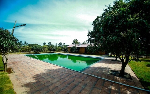 Suggee Resort