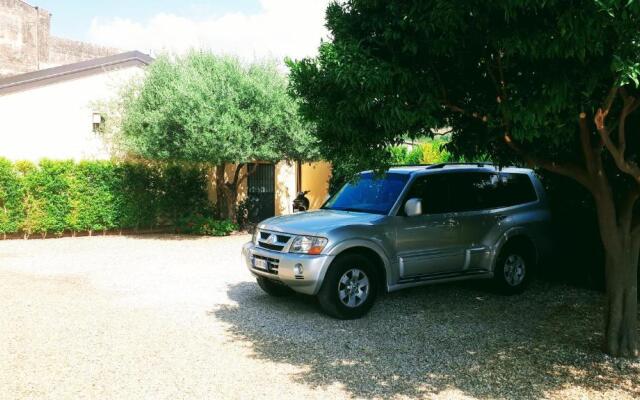 Mauro Home Bed and Relax