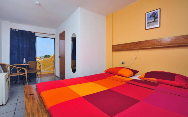 Dive Hut - Boutique Apartments