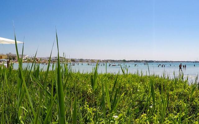 Monolocale mar Ionio vicino ai servizi utli m513