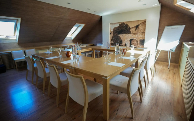 Imola Udvarhaz Hotel