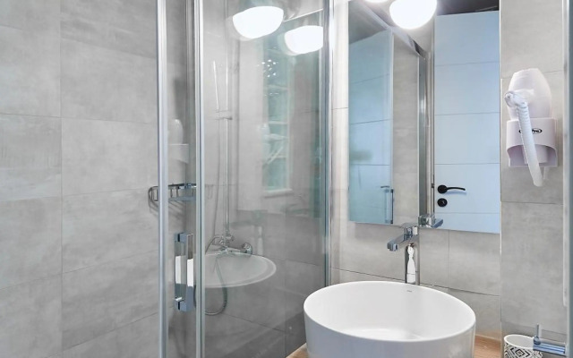 Explore Athens like a movie star, near Acropolis!