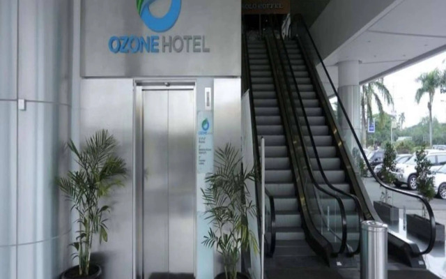 Ozone Hotel Pantai Indah Kapuk