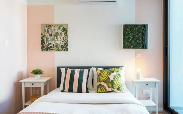 Hue 1-Bedroom Apartment in Larnaca