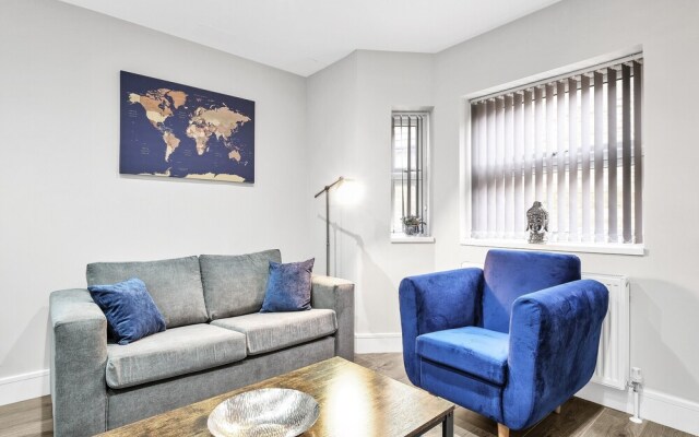 Crown Place 2 & 3 Bedroom Luxury Apts
