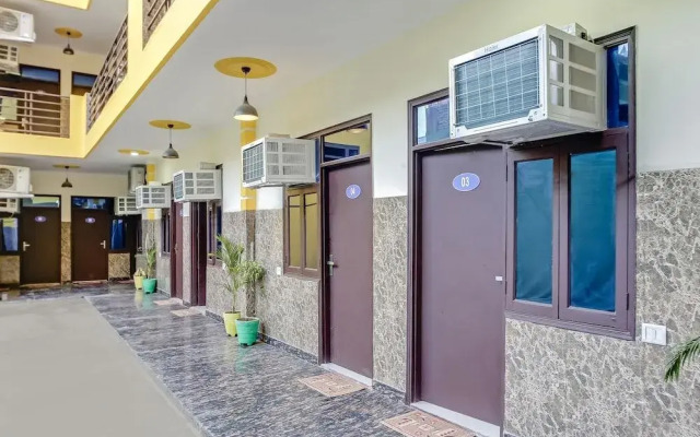 OYO Home 30203 Delightful Studio Chhatarpur