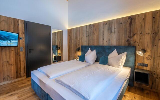 The Village - Chalet Mill