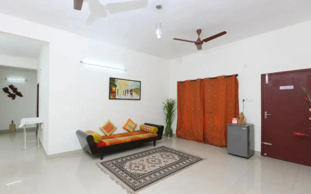 OYO 20007 SilverKey Thoraipakkam