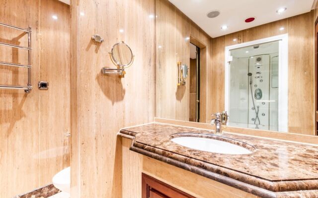 Frontline beach 3 bedroom apartment