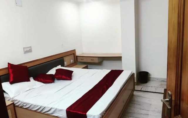 Hotel Veersarthak Residency