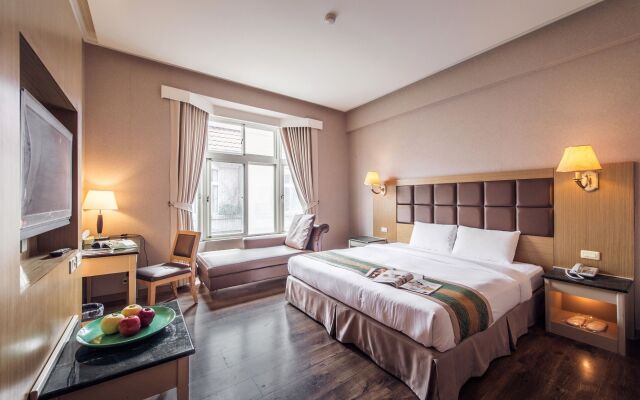 Travel Road Hotel