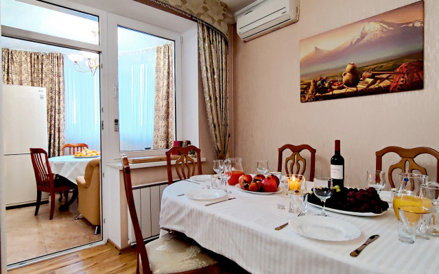 Apartments on Kirova street 33
