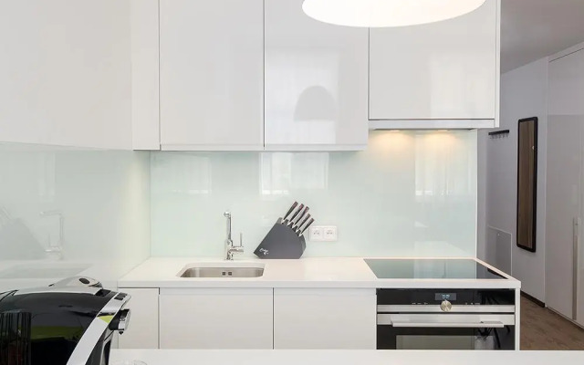 Letna luxury apartment