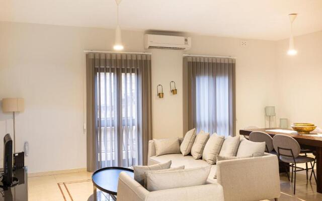 Sliema Charming: 3BR Apartment Near the Beach by 360 Estates