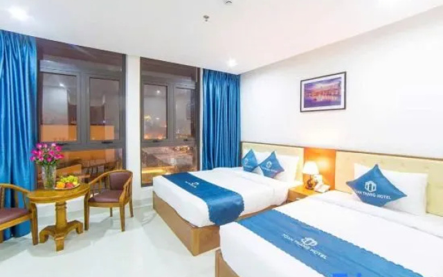Toan Thang Beach Hotel - 100m to the Beach – Guest Rooms – Da Nang