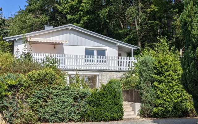 WeisseVilla Friedrichsbrunn Das Weisse Haus