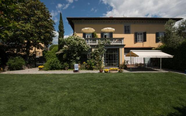 Al Porto di Lucca B&B