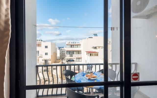 Seashells 2 Bedroom Apartment by Getaways Malta