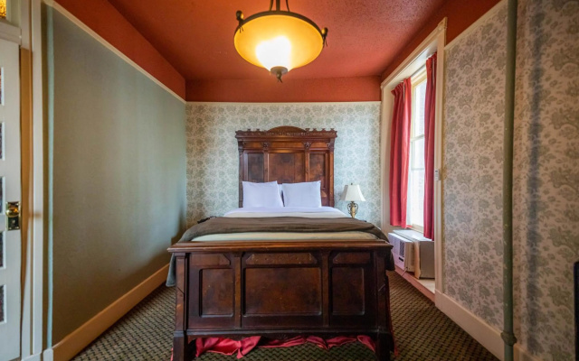 The Crescent Hotel and Spa
